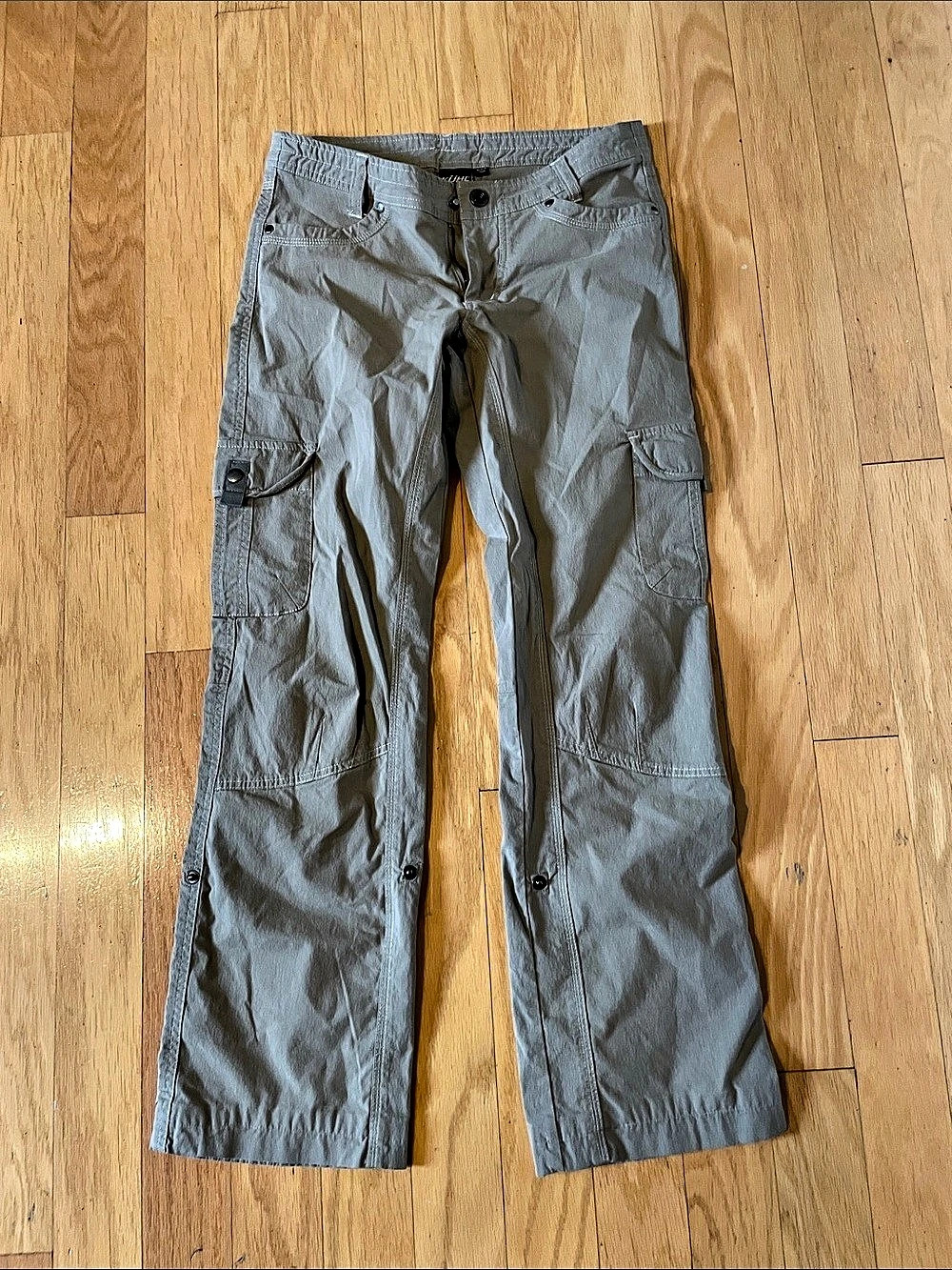 Kuhl Free Range Cargo Pants khaki size 6